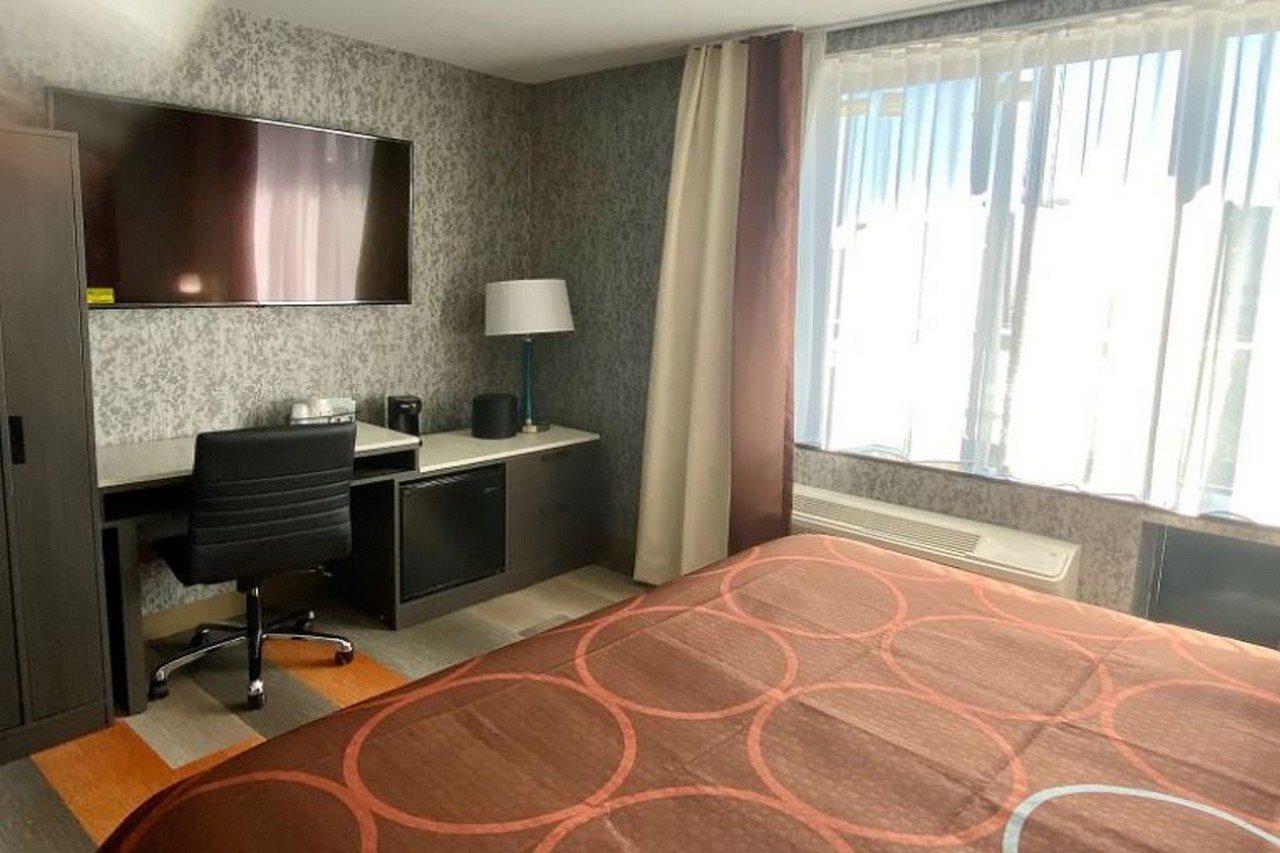 Hotel Super 8 By Wyndham Brooklyn Williamsburg Nowy Jork Zewnętrze zdjęcie