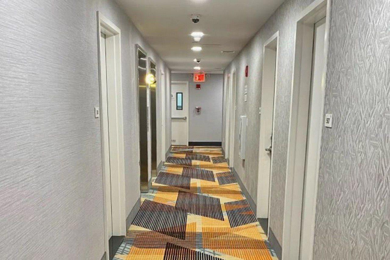 Hotel Super 8 By Wyndham Brooklyn Williamsburg Nowy Jork Zewnętrze zdjęcie